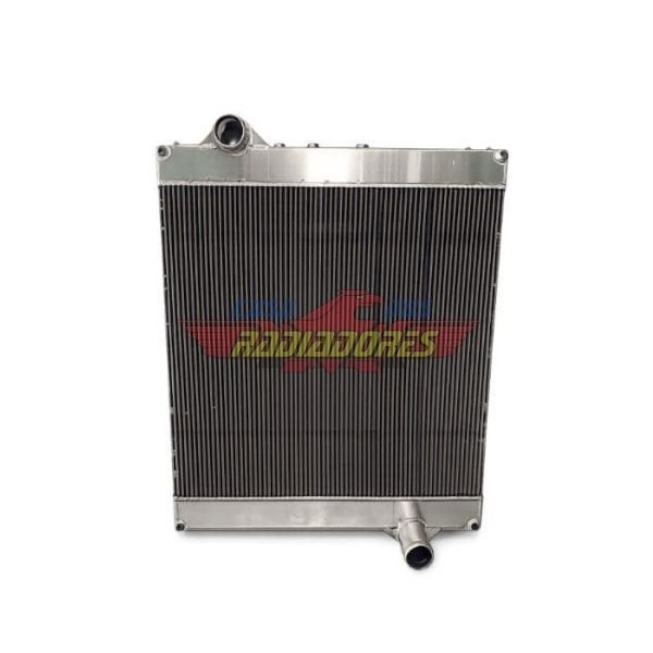 Radiador para trator e pulverizador